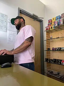 Snapshot of jr91esl chatting on 02/12/25, 09:22 jr91esl online show from 02/12/25, 09:22