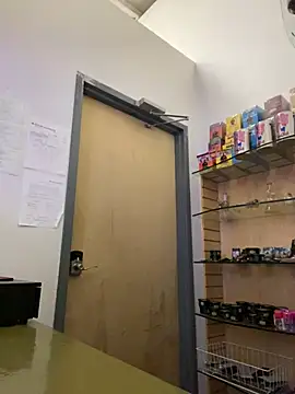 Snapshot of jr91esl chatting on 02/13/25, 01:08 jr91esl online show from 02/13/25, 01:08