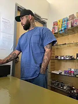 Snapshot of jr91esl chatting on 02/28/25, 05:26 jr91esl online show from 02/28/25, 05:26