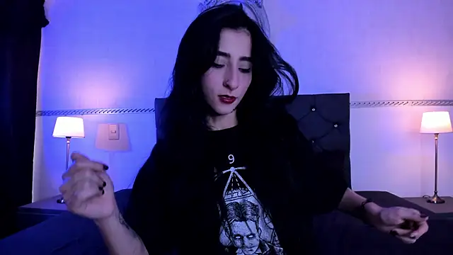 RomeroMoon online show from 12/04/24, 07:34