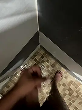 mylovetr1 online show from 10/31/25, 09:05