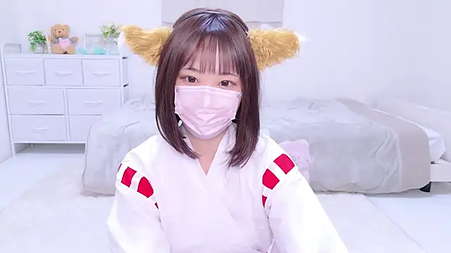 Snapshot of aki_zzz chatting on 12/31/24, 05:29 aki zzz online show from 12/31/24, 05:29