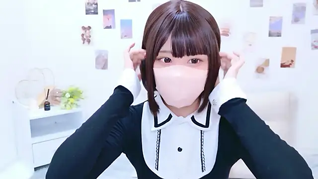 Snapshot of aki_zzz chatting on 10/11/25, 12:54 aki zzz online show from 10/11/25, 12:54