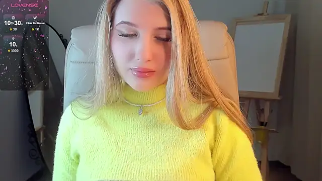 Snapshot of Evacadooo chatting on 01/16/25, 02:41 Evacadooo online show from 01/16/25, 02:41