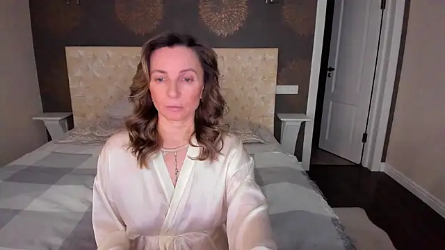 AllisonWilliams online show from 12/19/24, 04:35