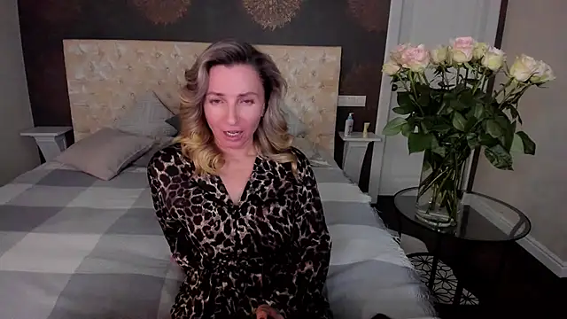 AllisonWilliams online show from 09/29/25, 05:18