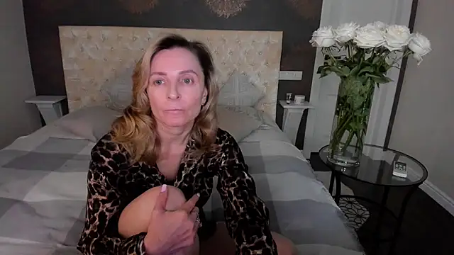 AllisonWilliams online show from 02/02/26, 03:11