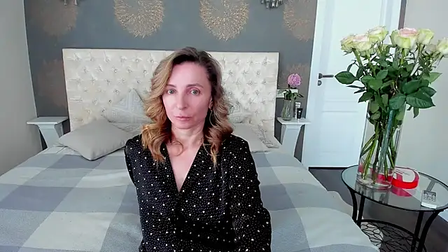 AllisonWilliams online show from 06/12/26, 03:22