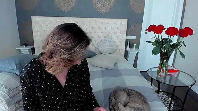 AllisonWilliams online show from 07/28/26, 04:39