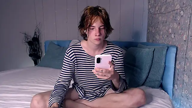 iwillfall online show from 09/20/25, 08:26