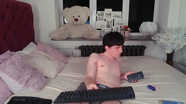 iwillfall online show from 03/23/26, 04:44