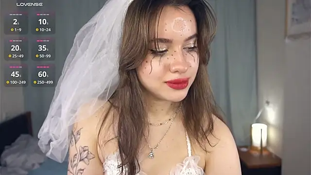 TateDevon online show from 10/31/25, 07:09