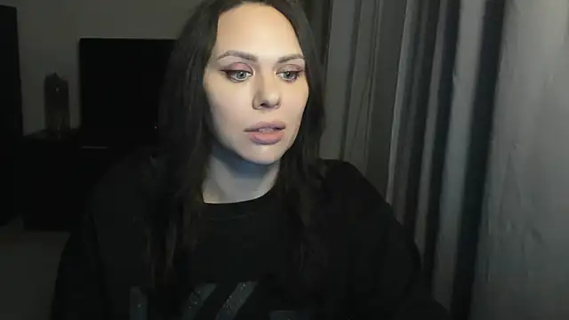 MollyCheiz online show from 04/04/26, 08:39