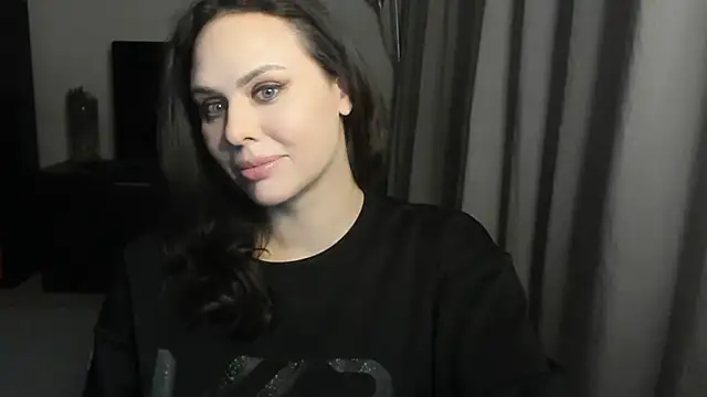 MollyCheiz online show from 04/19/26, 10:01