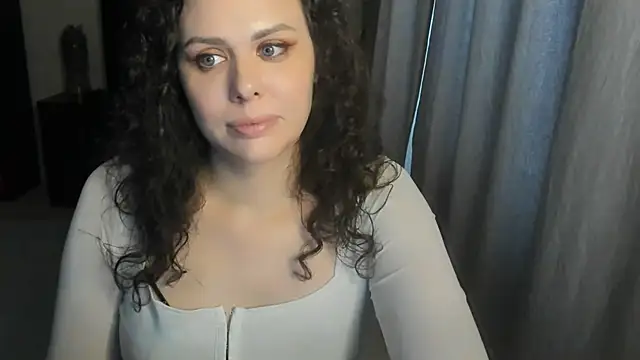 MollyCheiz online show from 07/02/26, 03:23