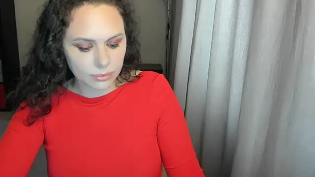 MollyCheiz online show from 07/22/26, 04:21
