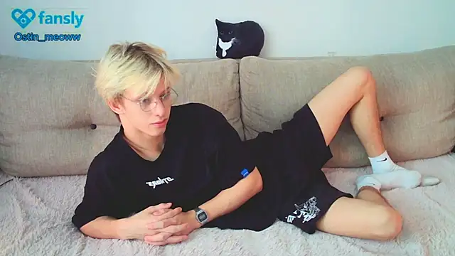 Snapshot of Ostin_meow chatting on 01/29/25, 07:04 Ostin meow online show from 01/29/25, 07:04