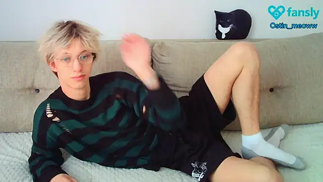 Snapshot of Ostin_meow chatting on 03/13/25, 06:26 Ostin meow online show from 03/13/25, 06:26