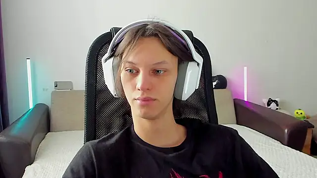 Ostin meow online show from 02/14/26, 07:38