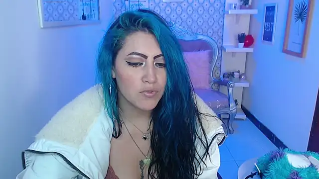 scarleth blue online show from 02/26/25, 09:42