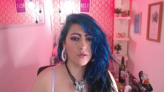 scarleth blue online show from 09/18/25, 02:57