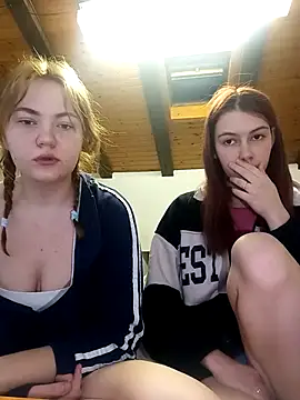 Snapshot of ella_grays chatting on 02/24/25, 06:15 ella grays online show from 02/24/25, 06:15