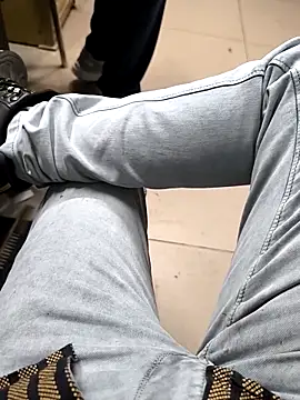 faaseel online show from 09/17/25, 10:28