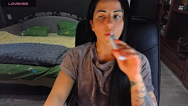 Aria Dl online show from 03/18/26, 12:30