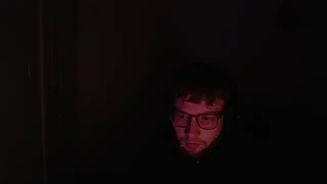 Snapshot of PrettyGinger chatting on 12/24/24, 09:00 PrettyGinger online show from 12/24/24, 09:00