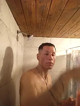 Snapshot of FlacoDani chatting on 09/09/25, 05:23 FlacoDani online show from 09/09/25, 05:23