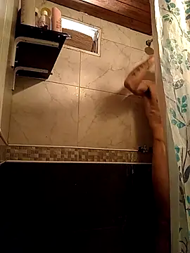 Snapshot of FlacoDani chatting on 10/15/25, 02:28 FlacoDani online show from 10/15/25, 02:28