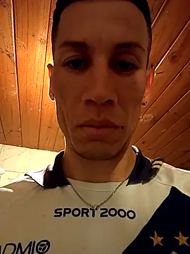 Snapshot of FlacoDani chatting on 10/25/25, 04:57 FlacoDani online show from 10/25/25, 04:57