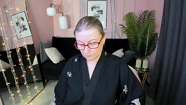 AlexandraKind online show from 01/09/26, 01:41