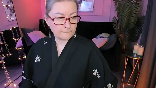 AlexandraKind online show from 02/10/26, 09:41