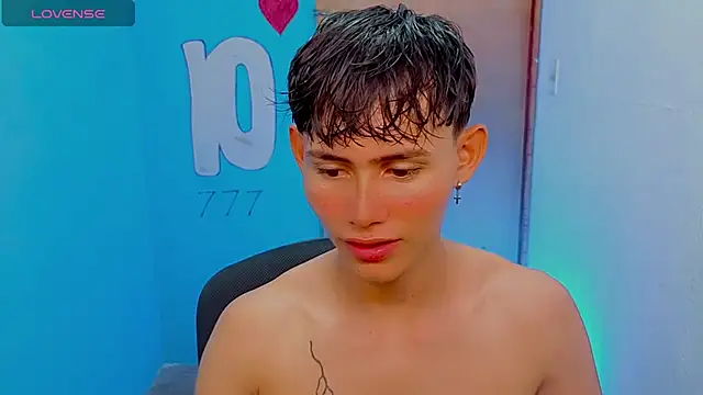 tanjiro cute online show from 04/22/26, 05:21