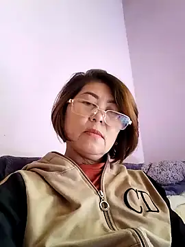 Snapshot of Baby-tits2024 chatting on 12/21/24, 05:25 Baby-tits2024 online show from 12/21/24, 05:25