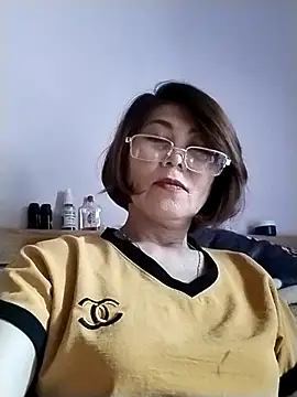 Snapshot of Baby-tits2024 chatting on 12/27/24, 07:40 Baby-tits2024 online show from 12/27/24, 07:40