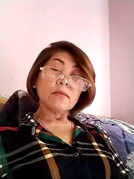 Snapshot of Baby-tits2024 chatting on 01/01/25, 06:26 Baby-tits2024 online show from 01/01/25, 06:26