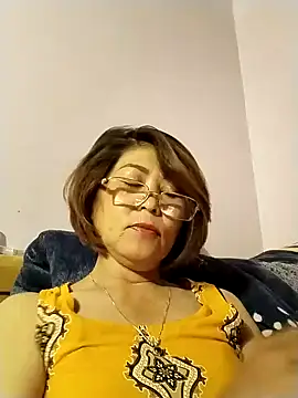 Snapshot of Baby-tits2024 chatting on 01/10/25, 02:13 Baby-tits2024 online show from 01/10/25, 02:13