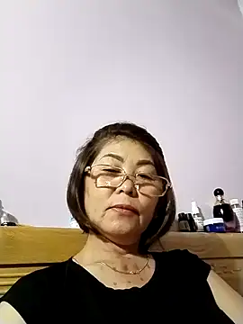 Snapshot of Baby-tits2024 chatting on 01/26/25, 03:36 Baby-tits2024 online show from 01/26/25, 03:36