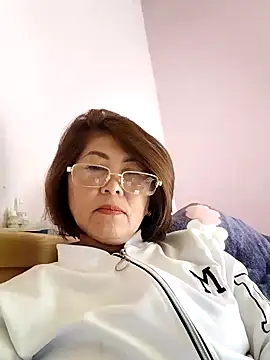 Snapshot of Baby-tits2024 chatting on 01/31/25, 06:24 Baby-tits2024 online show from 01/31/25, 06:24