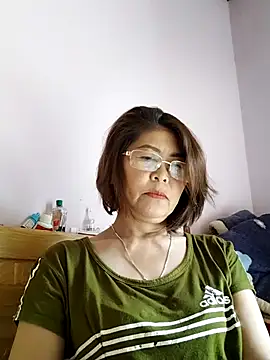 Snapshot of Baby-tits2024 chatting on 02/21/25, 05:35 Baby-tits2024 online show from 02/21/25, 05:35