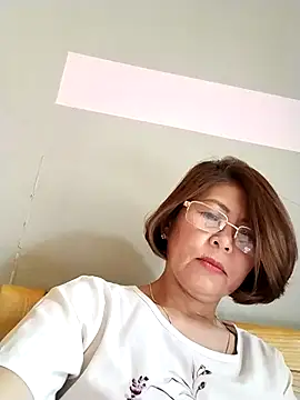 Snapshot of Baby-tits2024 chatting on 03/15/25, 06:25 Baby-tits2024 online show from 03/15/25, 06:25