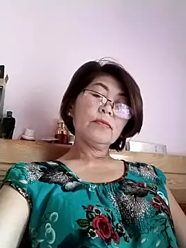 Snapshot of Baby-tits2024 chatting on 09/11/25, 06:35 Baby-tits2024 online show from 09/11/25, 06:35