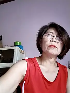 Snapshot of Baby-tits2024 chatting on 09/13/25, 01:38 Baby-tits2024 online show from 09/13/25, 01:38