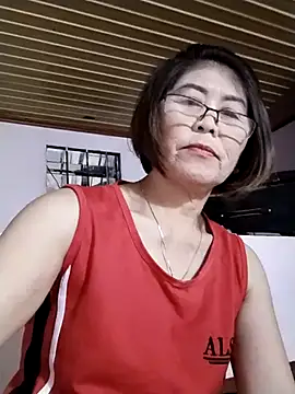 Snapshot of Baby-tits2024 chatting on 09/18/25, 01:46 Baby-tits2024 online show from 09/18/25, 01:46