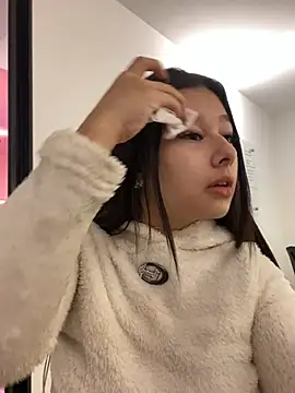 EymiCuper online show from 03/12/25, 11:42