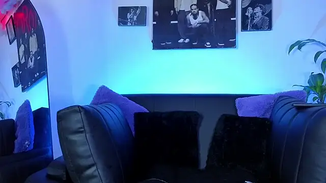 Alisson Wynter online show from 04/24/26, 03:42