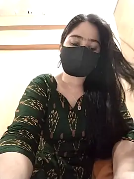 Magical Girl- online show from 09/30/25, 03:22