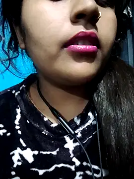 Love-Veronica online show from 02/05/26, 01:05